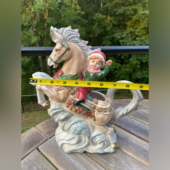 VIntage Omnibus Fitz and floyd Christmas Water Pitcher Jug Elf Horse Christmas - Picture 8 of 8